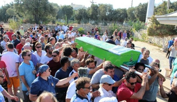 Naşide Göktürk son yolculuğuna uğurlandı