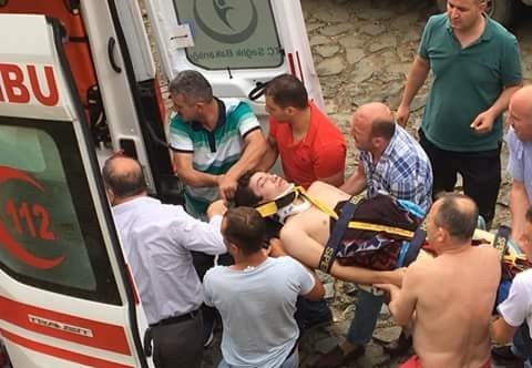 Şelaladen düşen genç ağır yaralandı