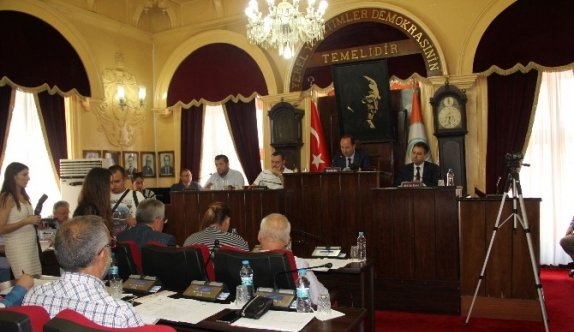 Ulaşım zammı meclisten geçti