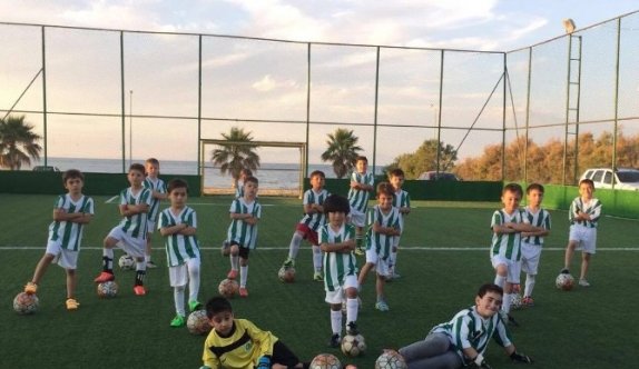 Urla’da minikler yaz kampında