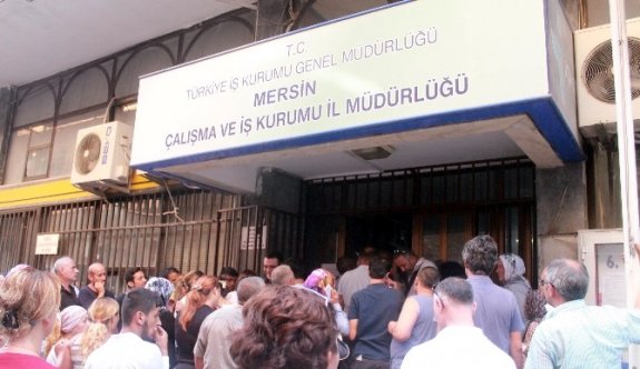 574 kişinin alınacağı işe binlerce kişi başvurunca izdiham yaşandı