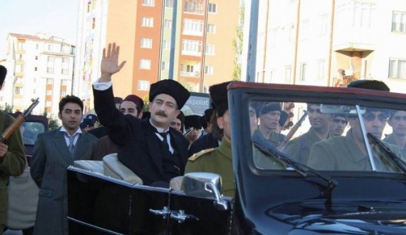 Atatürk’ün Sivas’a gelişi temsili olarak canlandırıldı