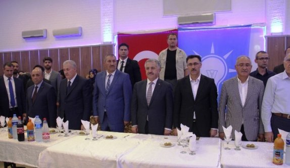 Bakan Arslan’dan Şehit ve Gazi Aileleri Derneği’ne bayram ziyareti