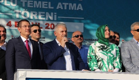 Başbakan Binali Yıldırım Diyarbakır’da halka seslendi