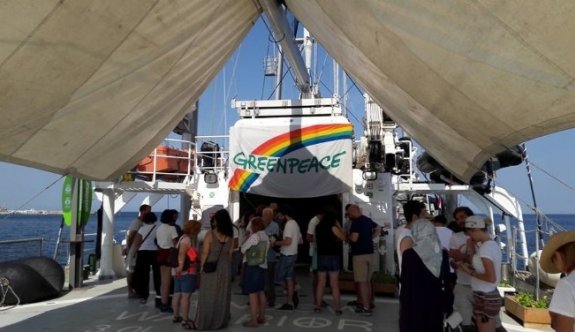 Efsane gemi Bozcaada’ya demir attı