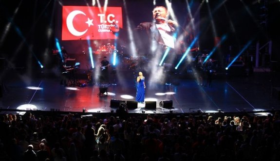 Nilüfer, EXPO 2016 Antalya’da sahne aldı