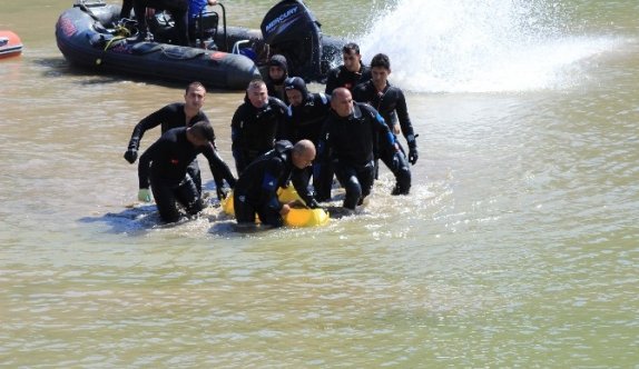 Sakarya Nehri’ne düşen şahsın cansız bedeni bulundu