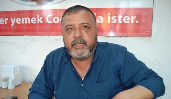 Tabutu denizin üzerinden kabristana götürülerek son arzusu yerine getirildi