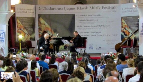 Uluslararası Çeşme Klasik Müzik Festivali başladı