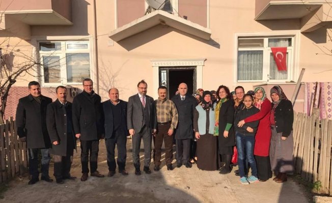 AK Partili Yel’den Türkiye’nin konuştuğu askerin ailesine ziyaret