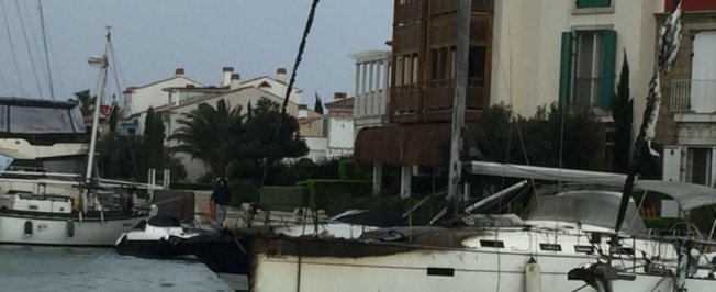 Alaçatı Port’ta yanan ilk teknenin görüntüleri ortaya çıkt