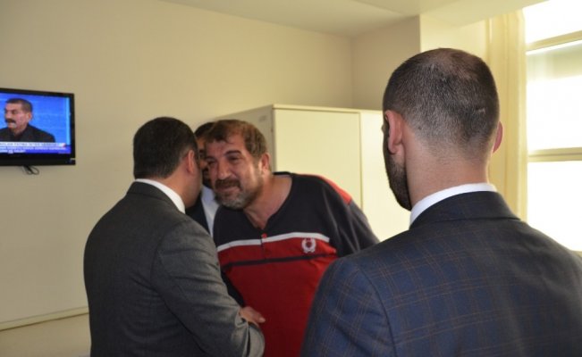 Başkan Avşar’dan hastalara moral ziyareti