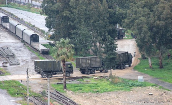 Hatay’da askeri malzeme sevkiyatı