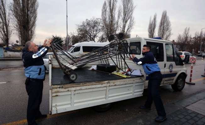 Yenimahalle’de kağıt toplayıcılarına operasyon