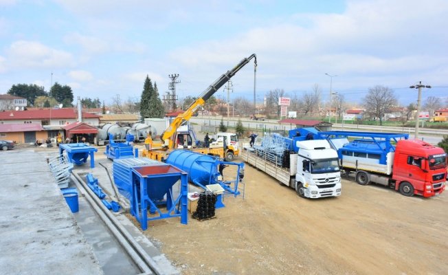 Başkan Yıldırım: &quot;2018’de bozulan tüm yolları yenileyeceğiz&quot;