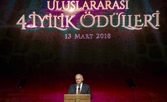 Başbakan Yıldırım, Uluslararası İyilik Ödülleri töreninde konuştu