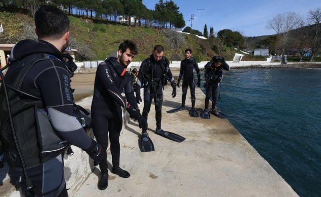 Birinci sınıf sanayi dalgıcı oluyorlar