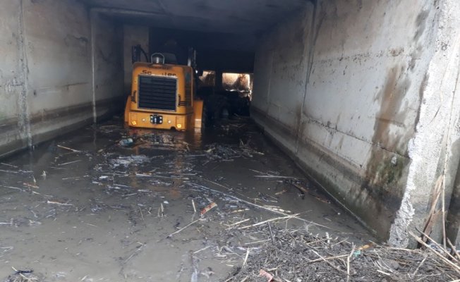 Dereler temizlendi Şehzadeler’in 3 mahallesi nefes aldı