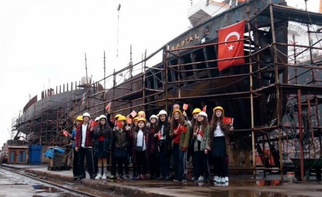 Çocuklar 23 Nisan&#039;da Atatürk&#039;ün gemisinde buluştu