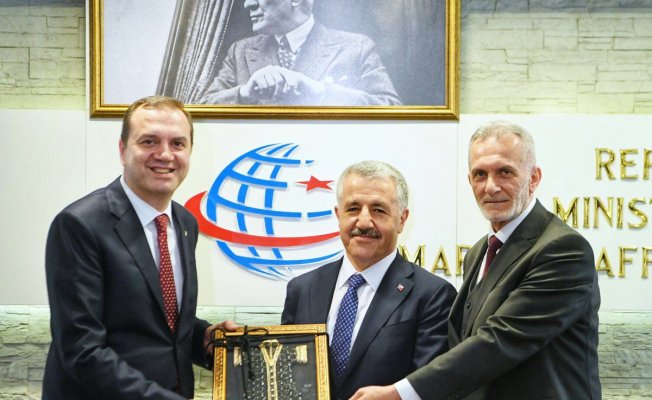 Bakan Ahmet Arslan, Meclis Toplantısı'na Geliyor