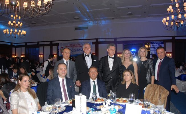 DEFAV 23. Geleneksel Dayanışma Gecesi'ne Yoğun İlgi Vardı