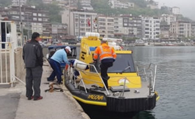 Denizde Mahsur kalan Balıkçıyı Sahil Güvenlik Kurtardı