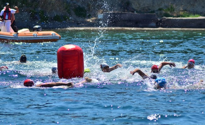 Açık su Türkiye yüzme şampiyonası Foça&#039;da yapılacak