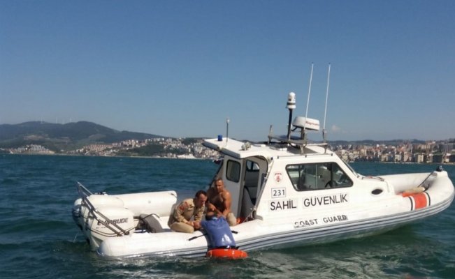 Alabora olan teknede can pazarı