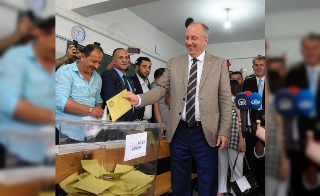 Cumhurbaşkanı adayı Muharrem İnce memleketi Yalova’da oy kullandı