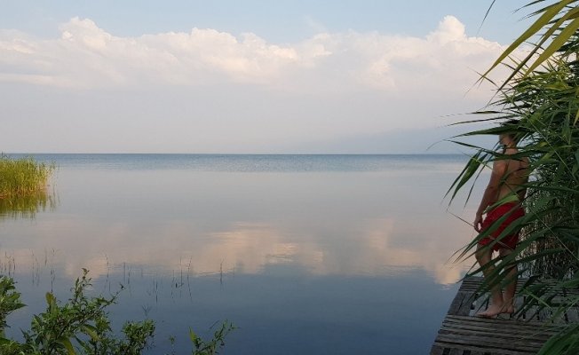 Sandaldan göle atlayan kuzenlerden 2’si kurtarıldı, 1’i kayıp