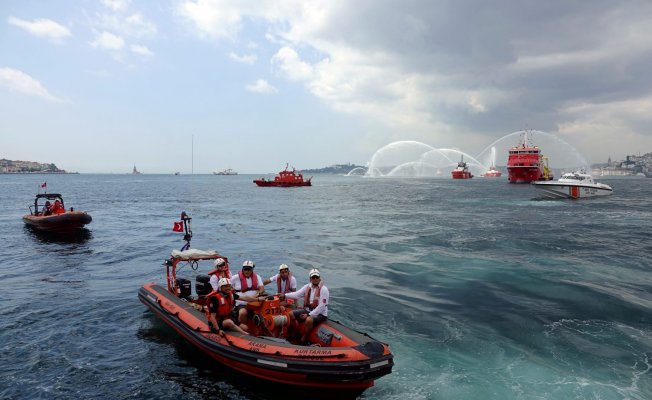 1 Temmuz kutlanıyor. Kıyı Emniyetinden muhteşem gösteri...