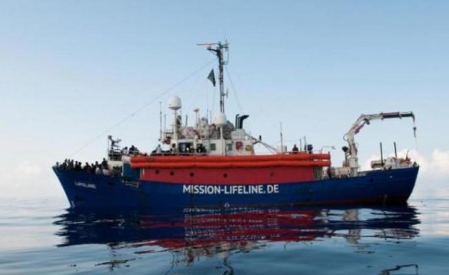 52 sığınmacı Fransa&#039;ya geldi