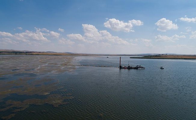 Mogan Gölü Temizlik Çalışmaları Devam Ediyor