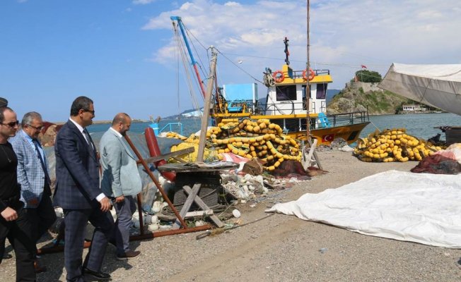 Vali Harun Sarıfakıoğulları, Balıkçı Barınağında incelemelerde bulundu
