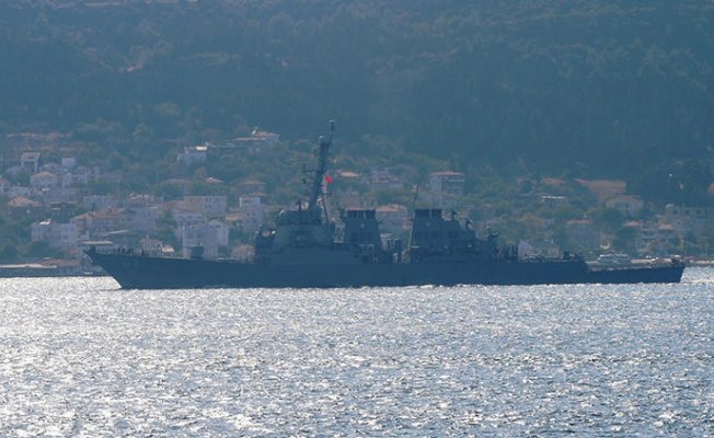 ABD savaş gemisi boğazdan geçti