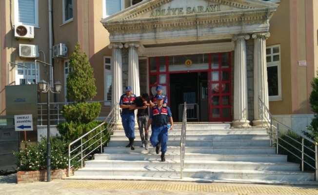 Didim jandarması kaçakçılara göz açtırmadı