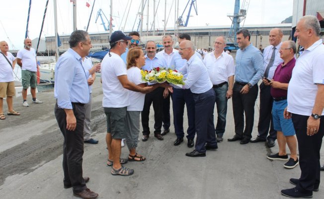 Hopa&#039;da Sıcak İlgi İle Karşılandılar