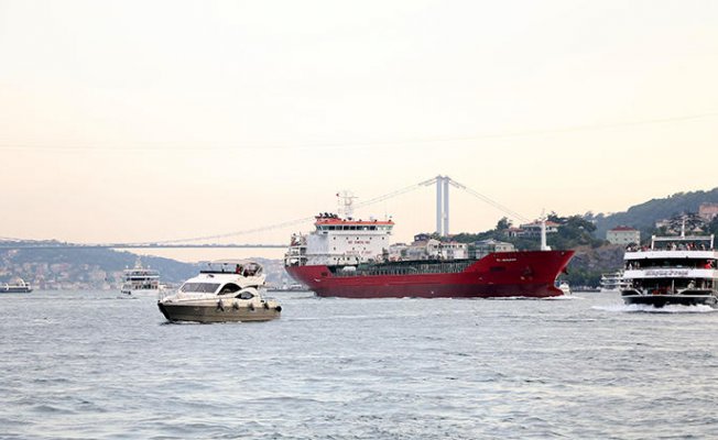 Bebek açıklarında korku dolu anlar! Tanker kontrolden çıktı