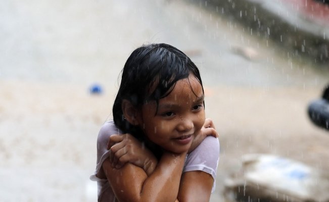 Muson Yağmurları 40 bin Filipinliyi göç etmeye zorladı