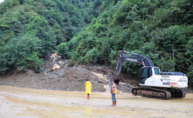 Rize’de selin neden olduğu tahribat havadan böyle görüntülendi