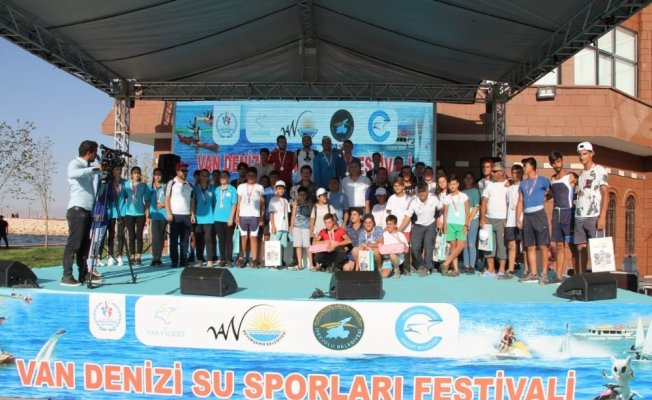 Van Denizi Su Sporları Festivali sona erdi