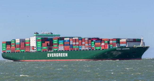 Çanakkale Boğazı'nda arıza yapan gemi sürüklendi