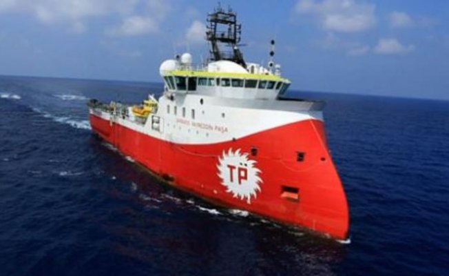 Doğu Akdeniz'de sıcak anlar... Deniz Kuvvetleri engelledi