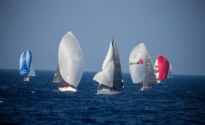 Çeşme’de Yelkenler Çocuklar için Açıldı…