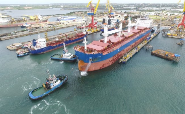 Damen Shiprepair Curaçao yüzer havuzu işletmeye aldı