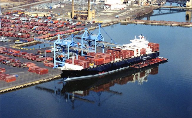 Türk limanları üçüncü çeyrekte büyüdü