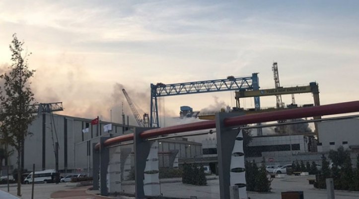 Tuzla'da gemi yangını