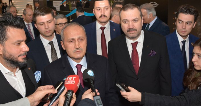 &quot;Türk Denizciliğine Bakış&quot;paneli yapıldı