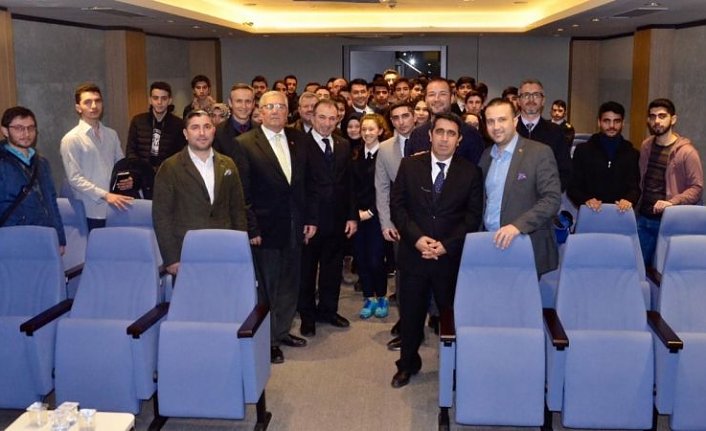 İMEAK DTO Kocaeli Şubesinde “İletişim Sanatı” konulu konferans düzenlendi