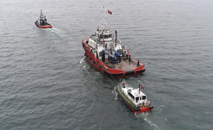 KURTARMA 12 römorkörü denize indirildi